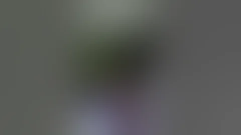 طفلة تقطع صلاة ابوها 