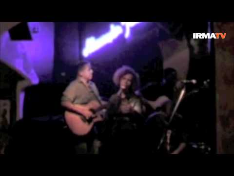 SARAH JANE MORRIS - Live in ROME (part 1) discografia luis miguel