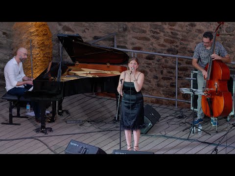 Lara Hoevenaar rinde homenaje a Nancy Wilson en el KM251 Ponferrada es Jazz