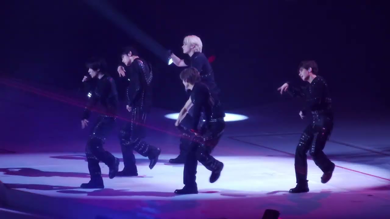 260110 Over the Moon + Danger + Upside Down Kiss - TXT [ACT : TOMORROW in HK D2] (S23U)