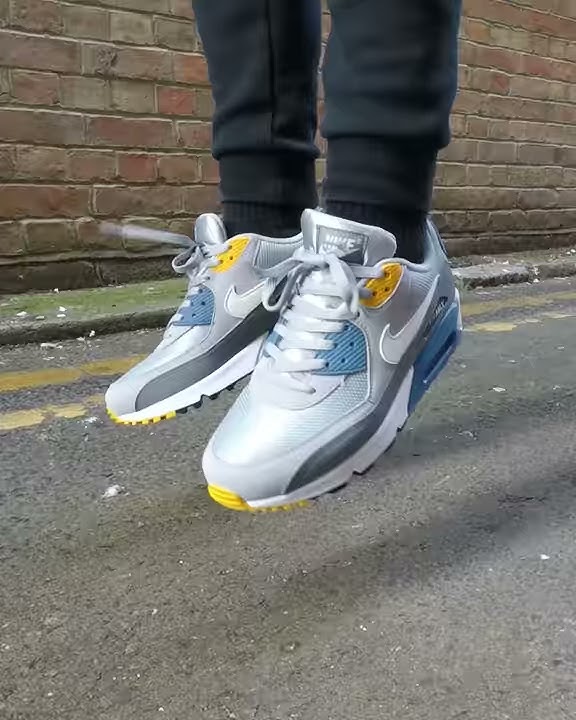 rand fout Schoolonderwijs 👏👏NIKE SHOES MEN'S AIR MAX 90 ULTRA 2.0 ESSENTIAL WHITE METALLIC SILVER -  Watch them jump! ❤❤ - YouTube