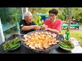 아버지와 함께 솥뚜껑 삼겹살에 소주 한잔~! (배추김치, 고추, 상추쌈) Pork Belly mukbang / Samgyeopsal Korean Food / asmr mukbang
