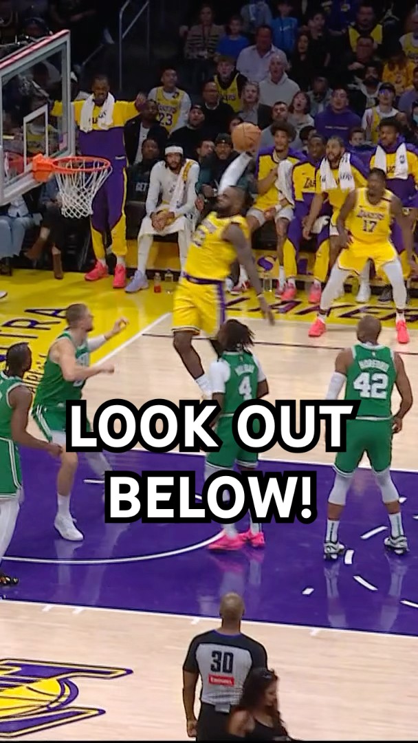 LeBron with ANOTHER vicious JAM!