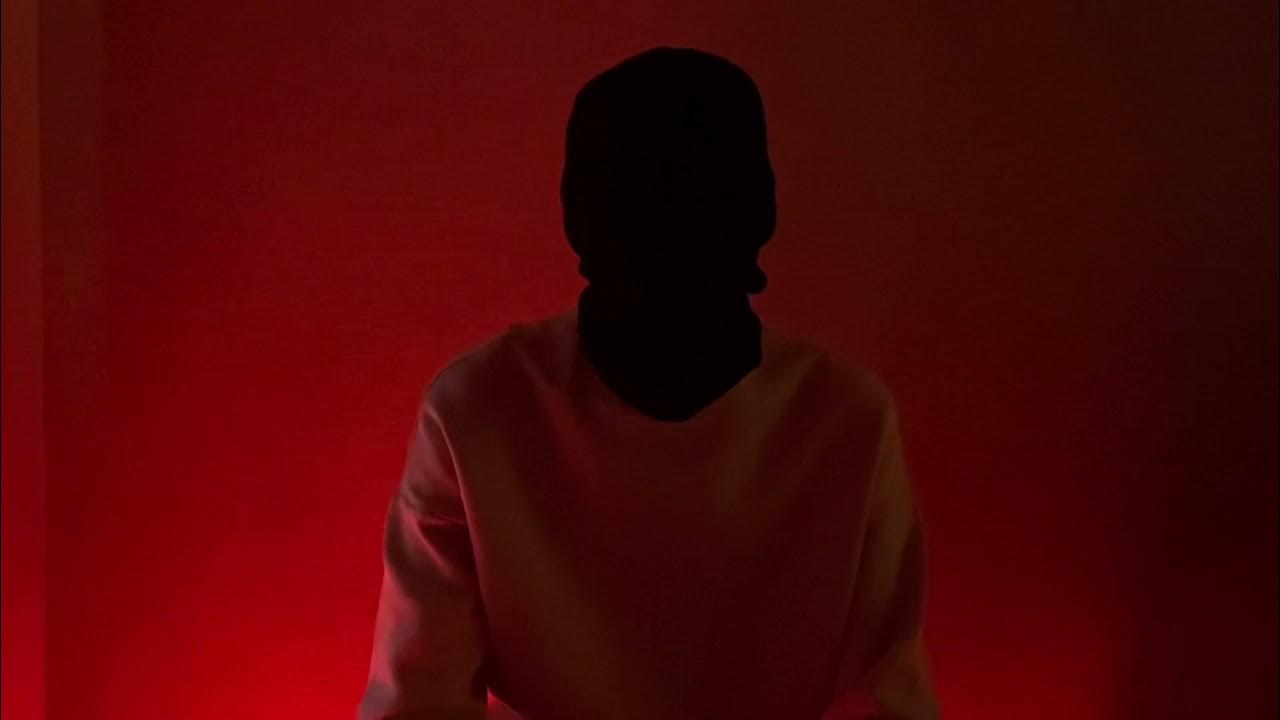 слендермен 1996. агент 47 хитман абсолюшен. человек без лица игра. человек без лица игра. эрик кнудсен слендер мен.