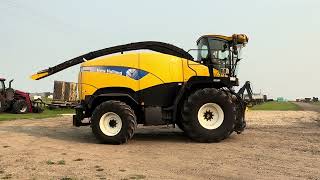 LOT 361A NH FR9090 4WD SILAGE CHOPPER - Rimbey Pre-Harvest Machinery Sale