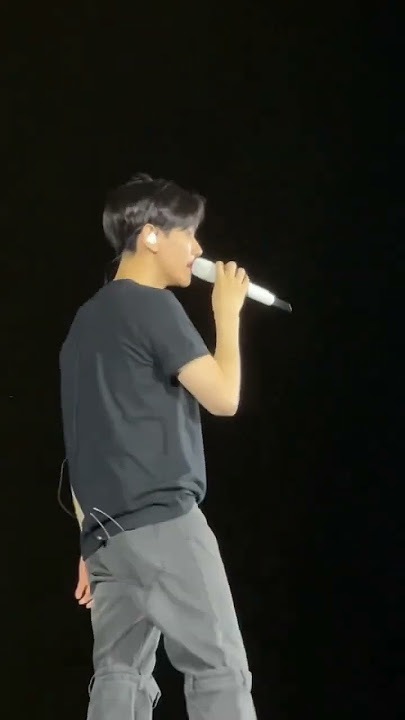 Baekhyun cover sudden shower (ost lovely runner) #baekhyun #lovelyrunner #exo #eclipse #exol #kpop