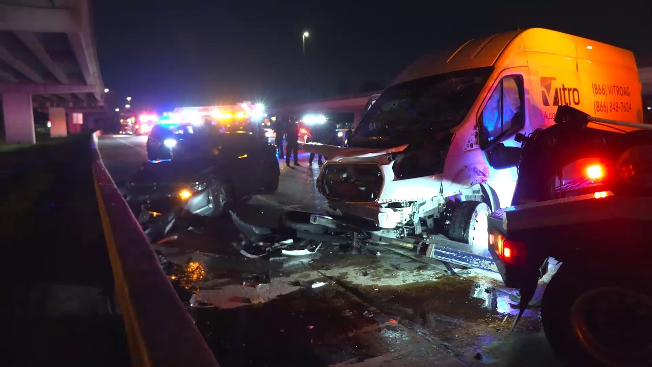 Suspected DWI driver arrested after wrong-way crash along Gulf Fwy ...