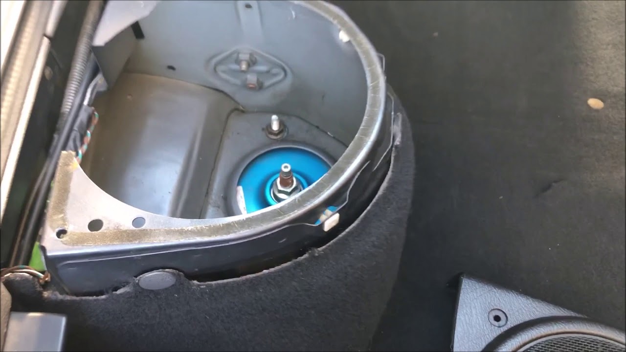 fc3s rx-7 リアスピーカーカバー FC3S RX-7 内装ノーマル風にリアスピーカーカバー取付け - YouTube