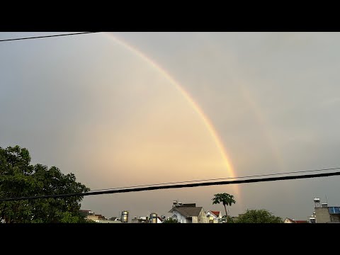 Cầu vồng sau mưa