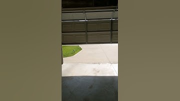 Siri closing the garage #convenient #easy #asmr #short