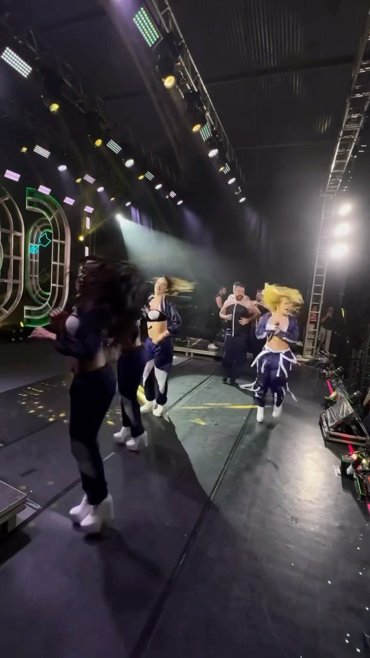 O top da Joelma arrebentou no final do show