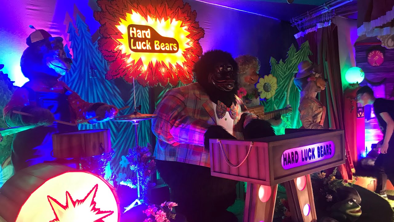 Blackpool Pleasure Beach Show But Played On The Hard Luck Bears…….wait