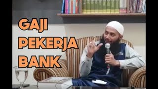 (Tanya Jawab) Gaji pekerja bank halal atau haram  - Ustadz Dr. Syafiq Riza Basalamah, M.A.