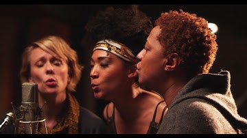 映画『バックコーラスの歌姫たち』予告篇