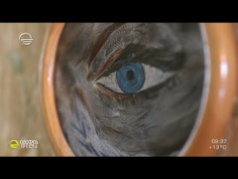 ბუმბულებისგან შემნილი უნიკალური ნამუშევრები და რუსუდან კაციტაძის  ფერადი სამყარო