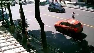 ETA Terangkanlah - Video Lucu Orang Apes Berulang-ulang