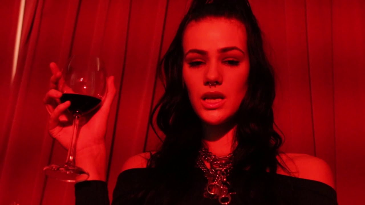 Guarda R.EM.EDY - PICK UP THE PHONE su YouTube Guarda R.EM.EDY - PICK UP THE PHONE su YouTube