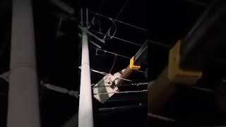 Trouble shoot overhead lines *Install by pass jumper to fix loose primary line tapping (13.8 kv line