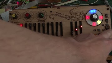 Ambient jam on the Stochastic-Melody-Make-O-Matic