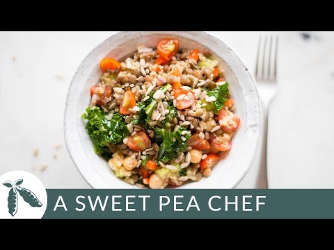 Quinoa Lentil Salad with Lemon Vinaigrette | A Sweet Pea Chef