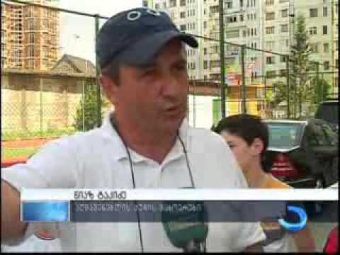 \"ნინო ბურჯანაძე - ერთიანი ოპოზიციის\" მაჟორიტარობის კანდიდატი მცხოვრებლებს შეხვდა