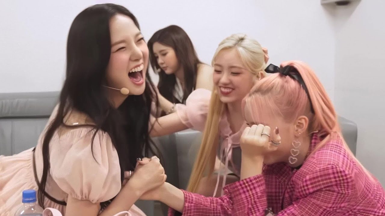 Cute Yujin cut from KEPture in JAPAN | Kep1er Japan Debut Showcase Live [FLY-UP] Behind [221011]