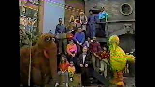 1986 Behind The Scenes - 'Put Down The Duckie' Cast Insert by Sesame Maniac 12,508 views 1 year ago 4 minutes, 11 seconds