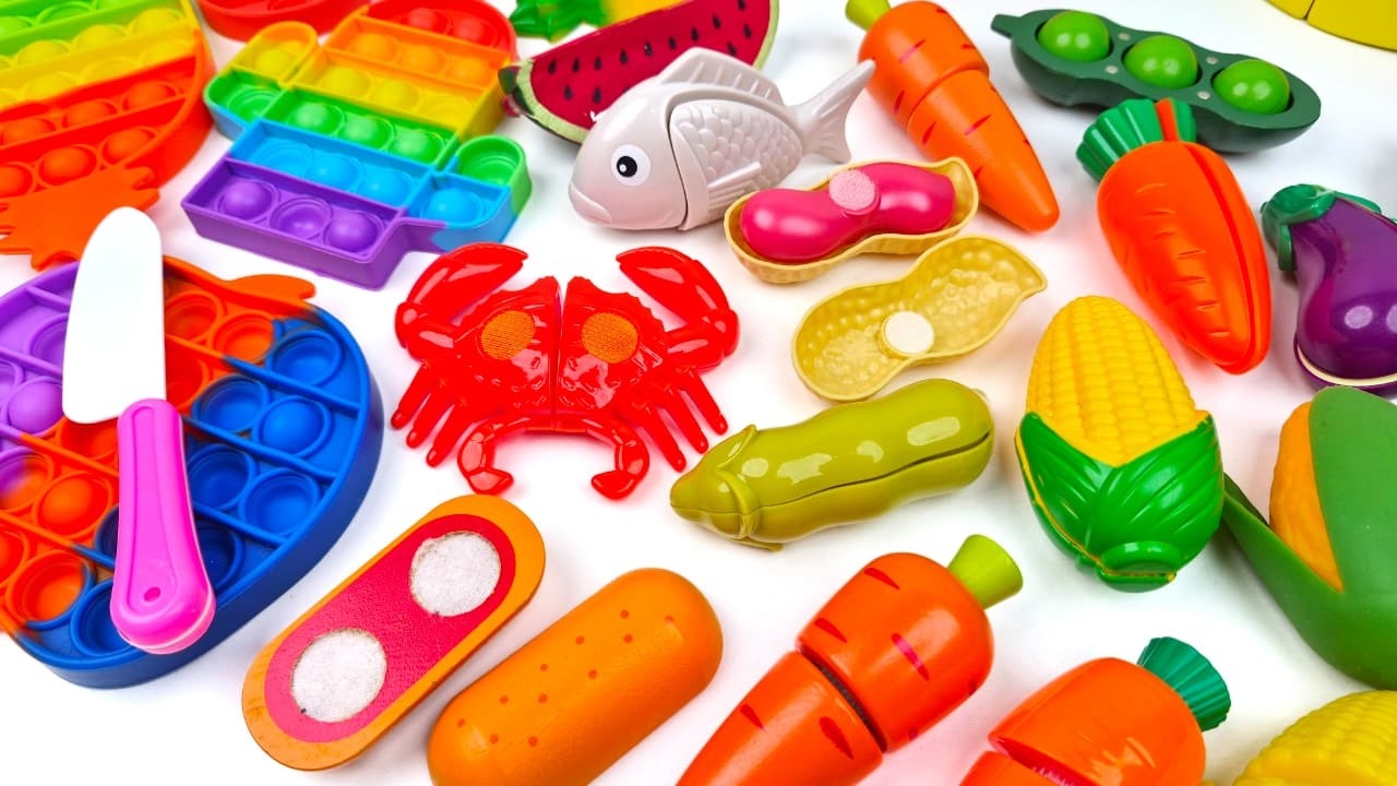 Oddly Satisfying Video | 木製の果物と野菜を切る | ASMR 無会話 | スクイーズ ASMR | 🥑🍓🍇