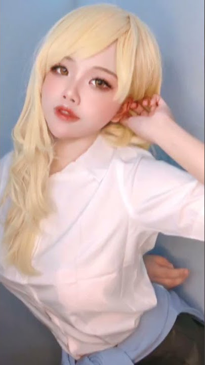 Emma cossplay