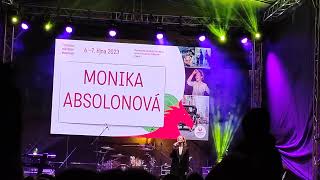 Podzimní městské slavností Pardubice 2023 Monika Absolonová ( měl jsi mě rád)