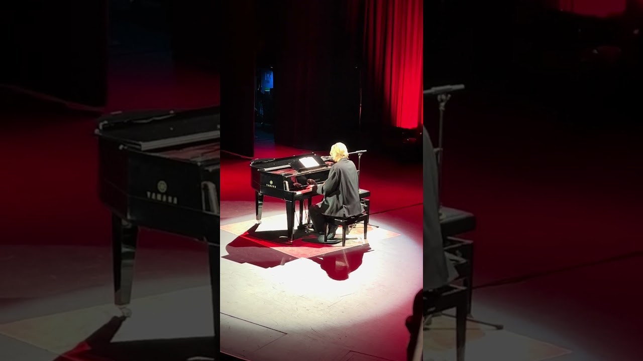 藤井風 and the piano U.S. Tour White L IMG_1658.jpeg