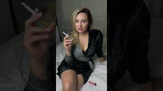 Hot girl smoking 🚬🚬🚬🚬 #short_video_full_