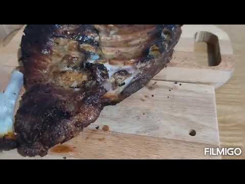 Video: Recetë E Marinadës Së Brinjëve Të Derrit