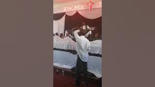 Rev ME Matyumza - Awuphelanga umgubo part1