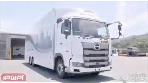 ما اسم الشيخ القارئ بارك الله بكم