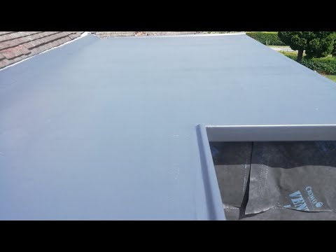 Wideo: Czy dach z włókna szklanego jest lepszy niż filc?