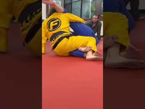 Electric Chair Sweep with Strong Side Pass from Lockdown Half Guard