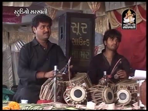 Kiran Gadhvi   Sonigaam Live Dayro 2014   13   Nav Lakh Lobadiyadiyu