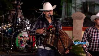 Video thumbnail of "Grupo Arriesgado - La Birria (En Vivo 2021)"