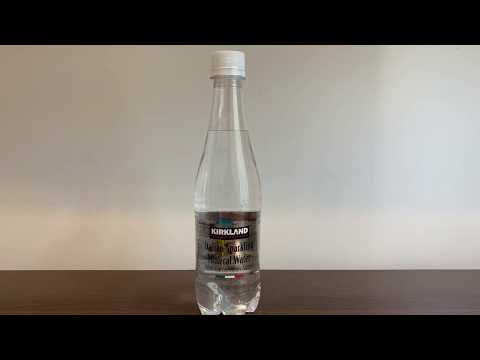 Video: Sino ang gumagawa ng Kirkland sparkling water?