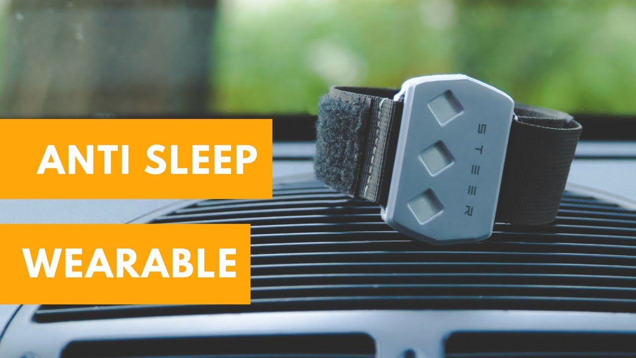 STEER – браслет, предотвращающий засыпание водителей за рулём. Противосонный браслет для водителей. Фото.