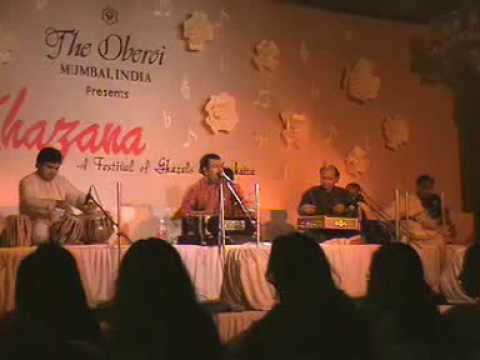 JITESH SUNDARAM SINGS RANGAT TERI ZULF AT KHAZANA FESTIVAL