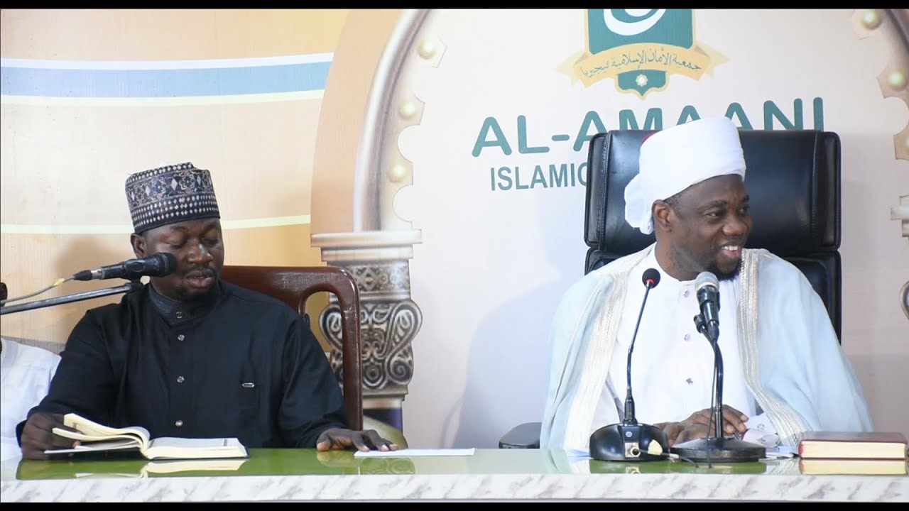 Patty va Selma Bouvier porno Sovet kinosida yalangoch ayollar