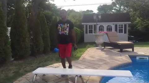 Step ups with bicep curl