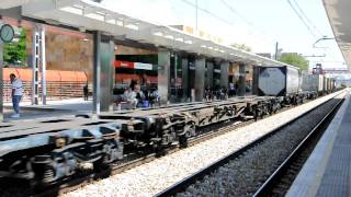 Renfe freight pulled by Class 269