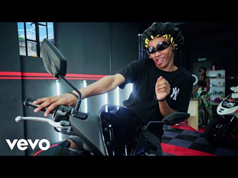 ICONIC PRODUCTION - SCOOTER LYON D