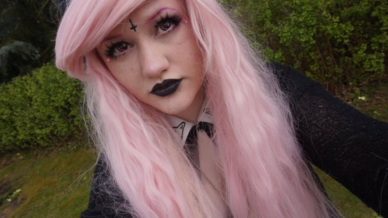Pastel goth makeup - YouTube