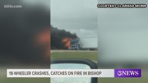 18-wheeler crashes, catches on fire on Highway 77 in Boshop, Texas