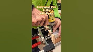 Het plaatsen van de Enjoywood-bankschroef in de Mini-werkbank #houtbewerking