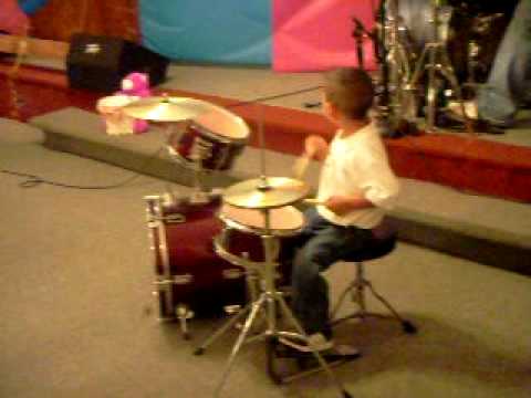 baterista de lirio de los valles/ kid drummer